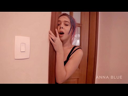 ❤️ 我回到了我的兄弟身上。我和他的女朋友發生了性關係。女同性戀的回報。 ☑ 肛色情 在我們